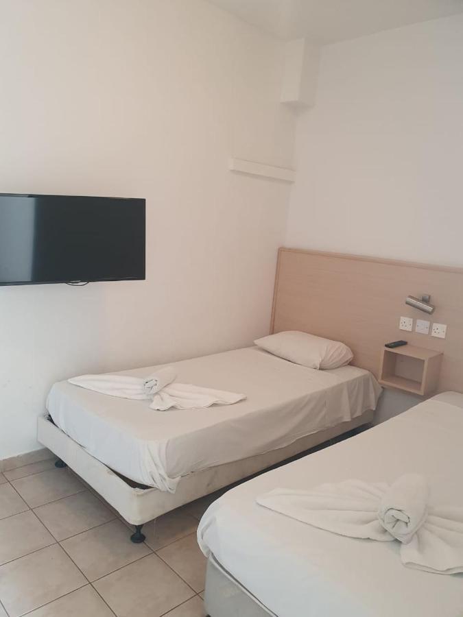 Sea Cleonapa Mandali Aparthotel Ajía Nápa Kültér fotó